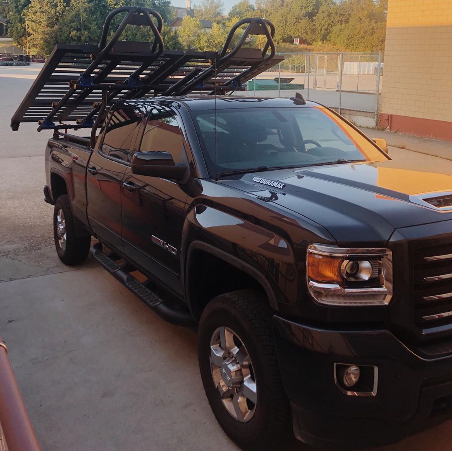 The bare rack, ready to load